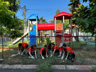 Hưởng ứng Cuộc vận động “Phủ Xanh Đô Thị Thành phố Thủ Dầu Một” và “Ngày thứ bảy văn minh”