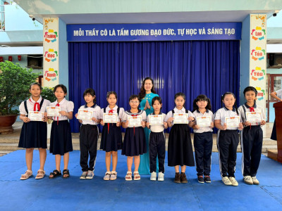 Vẽ tranh " sáng kiến bảo đảm trật tự trường học về phòng chống bạo lực học đường - lần 3