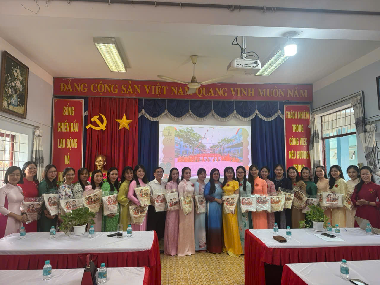 7755c06d 05fd 402d 891d 3b574c1df1a4