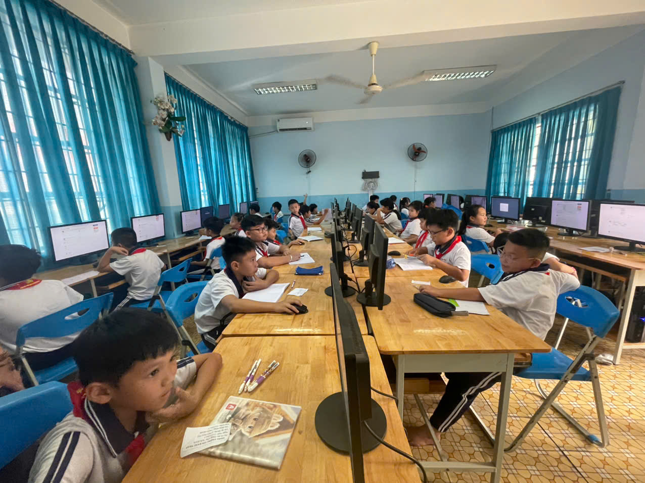 12956190512669223698